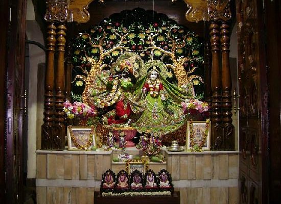 Local activities 5 temple s centre of attraction